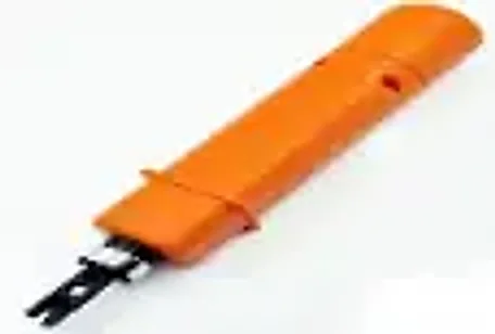 Инструмент для заделки кабеля RJ45